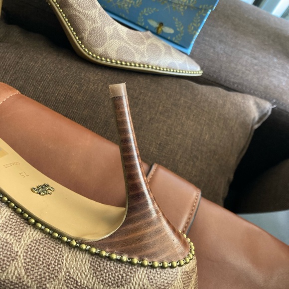 Coach leather high heels 7.5 - Picture 3 of 15